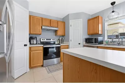 10304 River Bream Drive, Riverview, FL 33569 - Photo 8