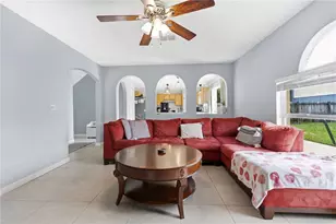 10304 River Bream Dr, Riverview, FL 33569 - Photo 4