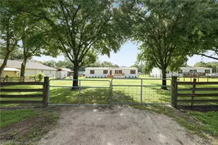 7103 Glen Meadow Dr, Lakeland, FL 33810 - Photo 1