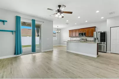 4362 Sun Center Road, Mulberry, FL 33860 - Photo 10
