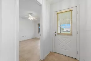3741 Innisbrook Dr, Lakeland, FL 33810 - Photo 4