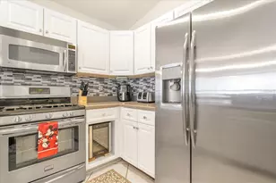 111 Pinewood Dr, Davenport, FL 33896 - Photo 2