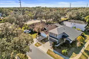 111 Pinewood Dr, Davenport, FL 33896 - Photo 10