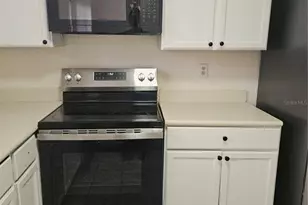 1836 N Crystal Lake Dr, Lakeland, FL 33801 - Photo 8