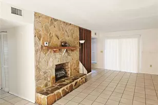 1836 N Crystal Lake Dr, Lakeland, FL 33801 - Photo 2