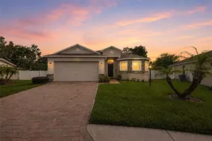 110 Promenade Ct, Auburndale, FL 33823 - Photo 2