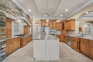 6750 Lakeland Highlands Rd, Lakeland, FL 33813 - Photo 10