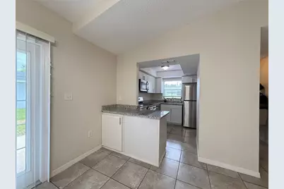 3136 Julia Court, Lakeland, FL 33810 - Photo 4