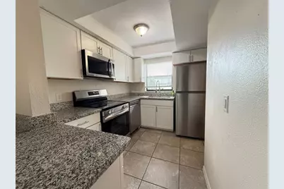 3136 Julia Court, Lakeland, FL 33810 - Photo 6