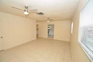730 28th St NW, Winter Haven, FL 33881 - Photo 4