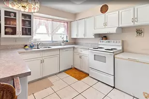 1656 Morgan Cir, Daytona Beach, FL 32117 - Photo 8