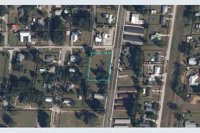 109 Orange Street, Bowling Green, FL 33834 - Photo 1