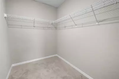 2726 Idyll Lakes Circle, Plant City, FL 33566 - Photo 12