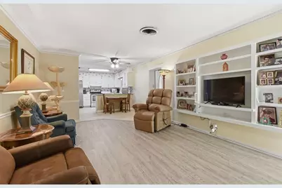 4211 Forest Hills Drive, Lakeland, FL 33813 - Photo 10