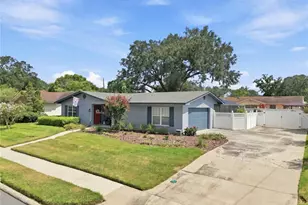 1421 Ellison Ln, Lakeland, FL 33801 - Photo 6