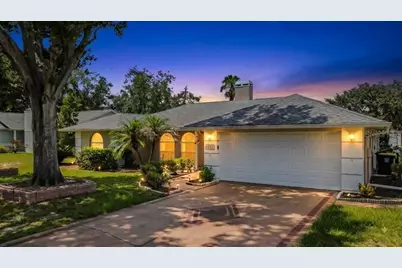 218 Glenridge Loop N, Lakeland, FL 33809 - Photo 1