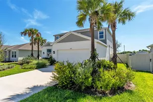 2439 Slippery Rock St, Auburndale, FL 33823 - Photo 2
