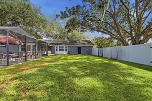 2021 Charnes Dr, Lakeland, FL 33813 - Photo 58