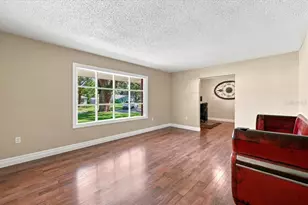 2021 Charnes Dr, Lakeland, FL 33813 - Photo 18