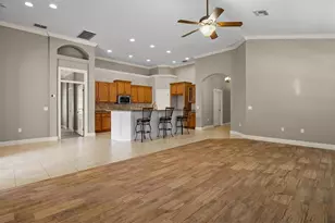 8281 Lake James Dr, Lakeland, FL 33810 - Photo 16