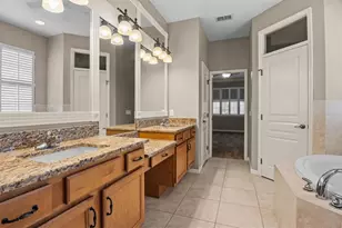 8281 Lake James Dr, Lakeland, FL 33810 - Photo 26