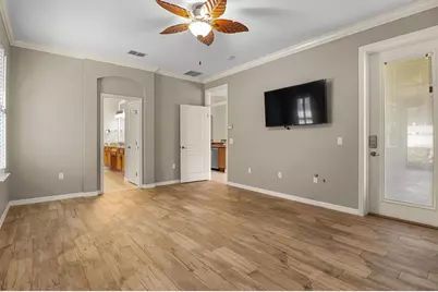 8281 Lake James Drive, Lakeland, FL 33810 - Photo 4