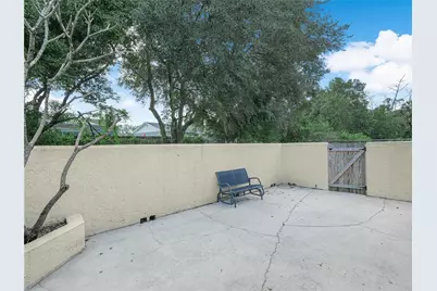 1880 N Crystal Lake Drive #18, Lakeland, FL 33801 - Photo 2