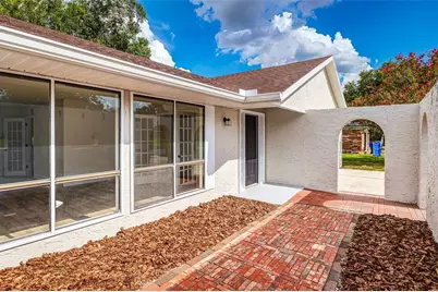 4826 Kimball Court W, Lakeland, FL 33813 - Photo 2