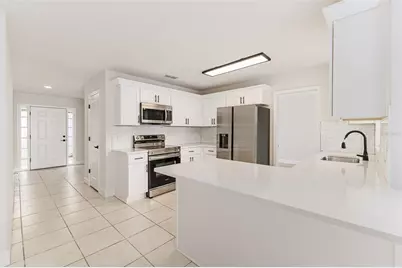 4826 Kimball Court W, Lakeland, FL 33813 - Photo 4