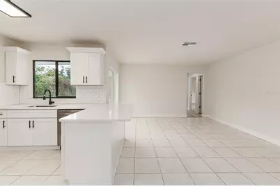 4826 Kimball Court W, Lakeland, FL 33813 - Photo 6