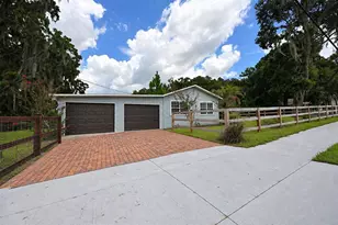 3958 2nd St NW, Lakeland, FL 33810 - Photo 2