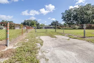 4605 Thompson Rd, Mulberry, FL 33860 - Photo 12