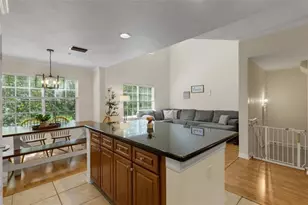 9872 Meadow Field Cir, Tampa, FL 33626 - Photo 10