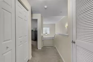 9872 Meadow Field Cir, Tampa, FL 33626 - Photo 26