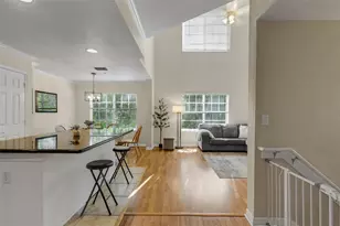 9872 Meadow Field Cir, Tampa, FL 33626 - Photo 2