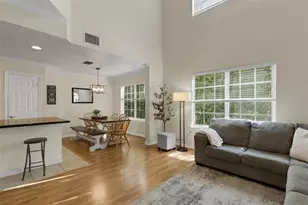9872 Meadow Field Cir, Tampa, FL 33626 - Photo 2