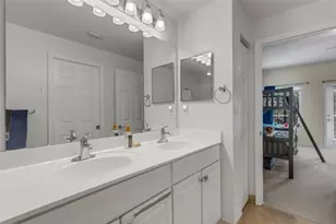 9872 Meadow Field Cir, Tampa, FL 33626 - Photo 32