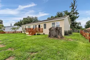 3734 Pioneer Trails Dr, Lakeland, FL 33810 - Photo 2
