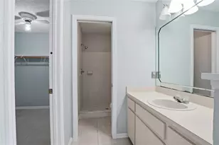 734 Lamp Post Ln, Lakeland, FL 33809 - Photo 14