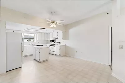 3433 Glen Abbey Lane, Lakeland, FL 33810 - Photo 8