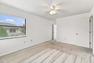 2033 Long Boat Dr, Lakeland, FL 33810 - Photo 10