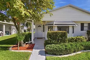 2033 Long Boat Dr, Lakeland, FL 33810 - Photo 2