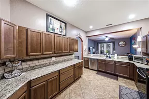 1236 Evergreen Park Cir, Lakeland, FL 33813 - Photo 28