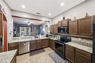1236 Evergreen Park Cir, Lakeland, FL 33813 - Photo 30