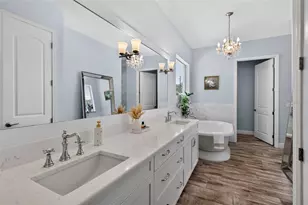 652 Kenneth Way, Tarpon Springs, FL 34689 - Photo 28