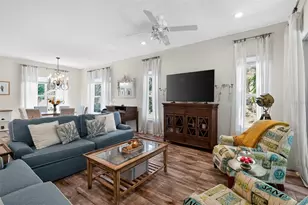 652 Kenneth Way, Tarpon Springs, FL 34689 - Photo 14