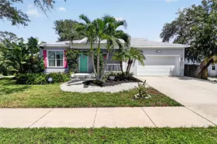 652 Kenneth Way, Tarpon Springs, FL 34689 - Photo 1