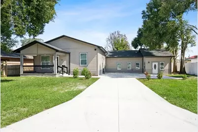 207 Avenue E SE, Winter Haven, FL 33880 - Photo 1