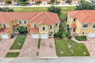 1126 Chervil Dr, Poinciana, FL 34759 - Photo 32