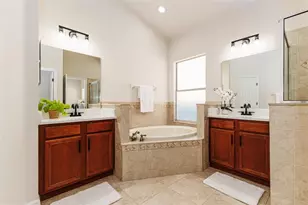 1705 Altavista Cir, Lakeland, FL 33810 - Photo 10